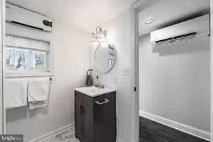 708 W 34th St, Baltimore, MD 21211 - Photo 14