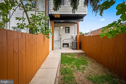 3904 Mount Pleasant Avenue, Baltimore, MD 21224 - Photo 30