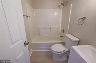 1007 N Woodyear St, Baltimore, MD 21217 - Photo 26