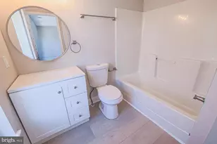 1007 N Woodyear St, Baltimore, MD 21217 - Photo 20