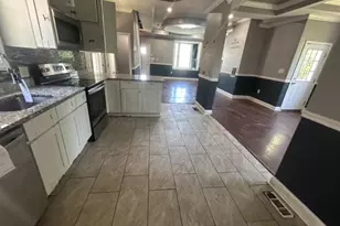 4313 Groveland Ave, Baltimore, MD 21215 - Photo 10