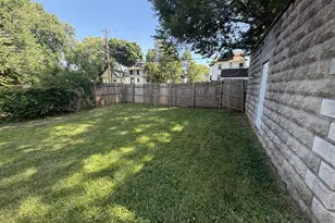 4313 Groveland Ave, Baltimore, MD 21215 - Photo 4