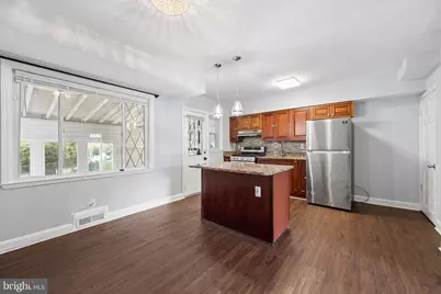 1007 Saint Dunstans Road, Baltimore, MD 21212 - Photo 8