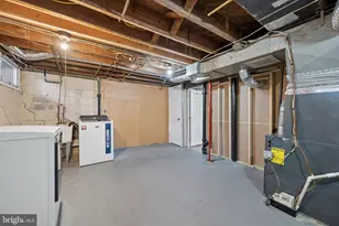 1007 St Dunstans Rd, Baltimore, MD 21212 - Photo 38