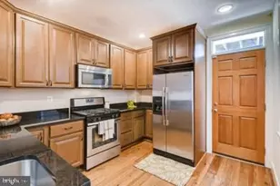 105 S Gilmor Street S, Baltimore, MD 21223 - Photo 10