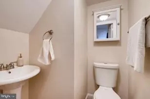 105 S Gilmor Street S, Baltimore, MD 21223 - Photo 14