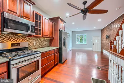 336 S East Avenue S, Baltimore, MD 21224 - Photo 10