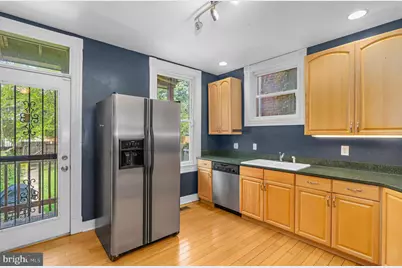 2832 Guilford Avenue, Baltimore, MD 21218 - Photo 12