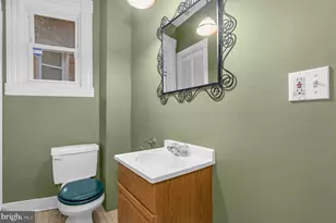 2832 Guilford Ave, Baltimore, MD 21218 - Photo 12