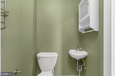2832 Guilford Avenue, Baltimore, MD 21218 - Photo 20