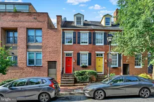 131 W Barre Street W, Baltimore, MD 21201 - Photo 2