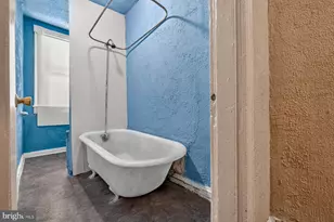 1712 Poplar Grove St, Baltimore, MD 21216 - Photo 10