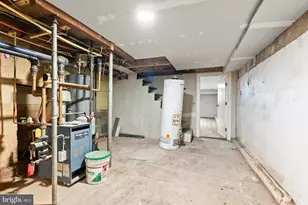 1136 Carroll St, Baltimore, MD 21230 - Photo 32