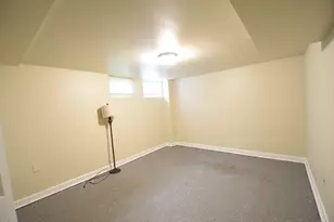 724 S Woodington Rd, Baltimore, MD 21229 - Photo 10
