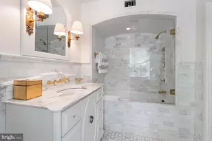 102 Cotswold Rd, Baltimore, MD 21210 - Photo 28