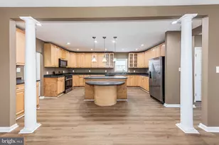 4021 Barrington Rd, Baltimore, MD 21207 - Photo 8