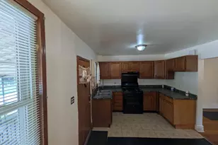 3018 E Larue Square E, Baltimore, MD 21225 - Photo 12
