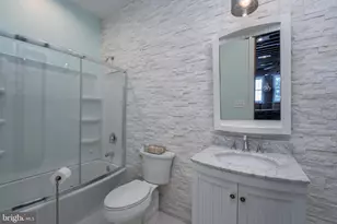 840 S Bond St, Baltimore, MD 21231 - Photo 24