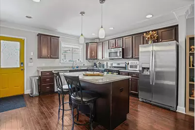 214 S Highland Ave, Baltimore, MD 21224 - Photo 8