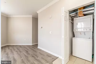 23 Pierside Drive #436, Baltimore, MD 21230 - Photo 8