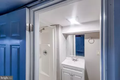 748 N Grantley Street, Baltimore, MD 21229 - Photo 18