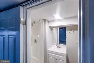 748 N Grantley St, Baltimore, MD 21229 - Photo 18