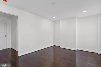 530 N Carrollton Avenue, Baltimore, MD 21223 - Photo 8