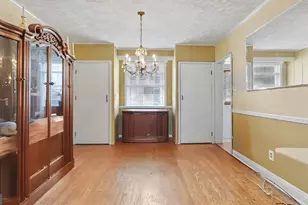 1513 Lochwood Rd, Baltimore, MD 21218 - Photo 8