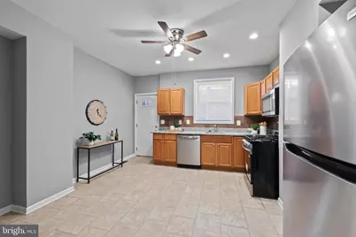 425 Ilchester Avenue, Baltimore, MD 21218 - Photo 10