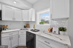 1613 N Longwood St, Baltimore, MD 21216 - Photo 14