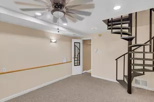 130 S Washington St, Baltimore, MD 21231 - Photo 22