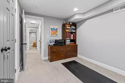 918 S Highland Avenue S, Baltimore, MD 21224 - Photo 36