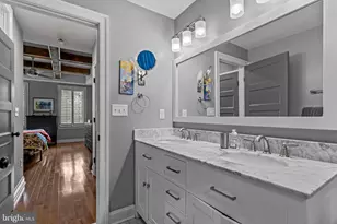 918 S Highland Ave S, Baltimore, MD 21224 - Photo 26