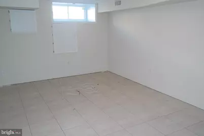 132 N Linwood Avenue, Baltimore, MD 21224 - Photo 4