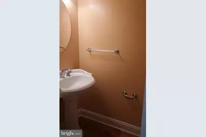 132 N Linwood Avenue, Baltimore, MD 21224 - Photo 6