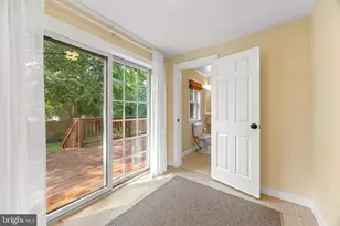 5400 Carter Ave, Baltimore, MD 21214 - Photo 12