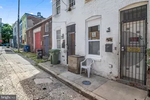 865 Reinhart St, Baltimore, MD 21230 - Photo 2