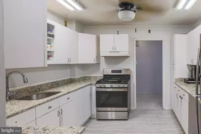 7121 Park Heights Avenue #401, Baltimore, MD 21215 - Photo 10