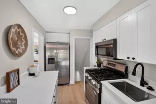 3409 Pinewood Ave, Baltimore, MD 21206 - Photo 10