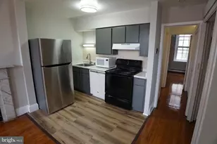 802 Cathedral St, Baltimore, MD 21201 - Photo 4