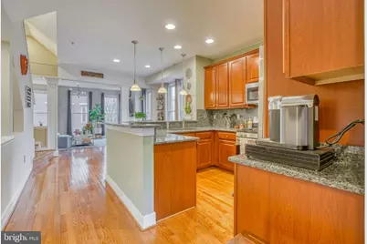 32 S Regester Street, Baltimore, MD 21231 - Photo 2