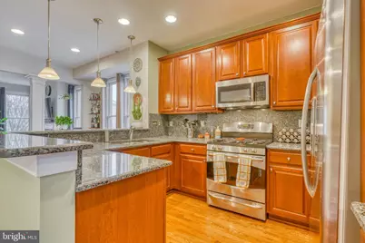 32 S Regester Street, Baltimore, MD 21231 - Photo 4