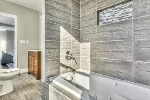 1046 W Lombard St, Baltimore, MD 21223 - Photo 6