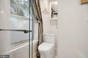 3355 Falls Rd, Baltimore, MD 21211 - Photo 36