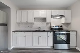 656 Charraway Rd, Baltimore, MD 21229 - Photo 8