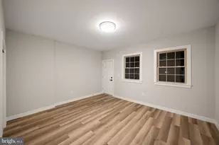2037 McCulloh St, Baltimore, MD 21217 - Photo 10