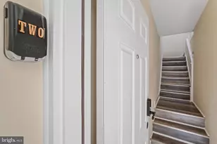 2509 Linden Ave, Baltimore, MD 21217 - Photo 6