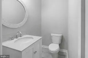 2810 Suffolk Ave, Baltimore, MD 21215 - Photo 10
