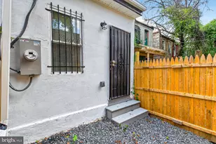 2210 Christian St, Baltimore, MD 21223 - Photo 28