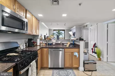 414 Water Street #2411, Baltimore, MD 21202 - Photo 16